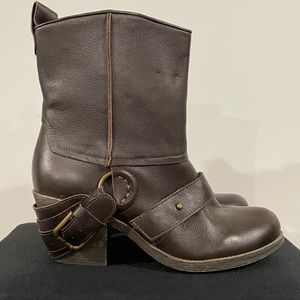 Chocolat Blu Booties Size 37 Never Worn Model